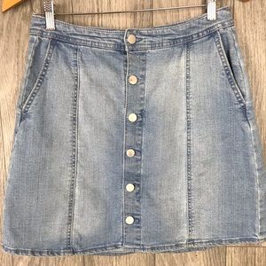 A NEW DAY DENIM SKIRT button up front SIZE 10